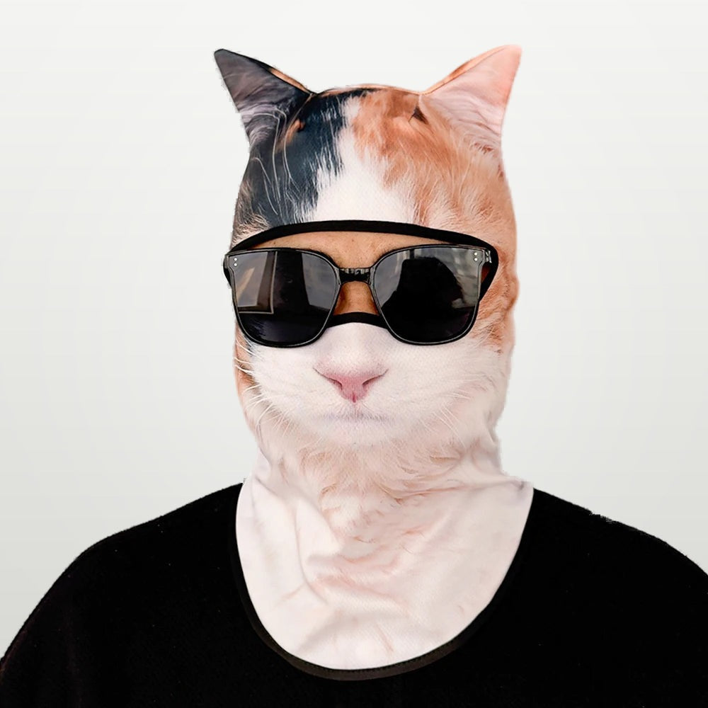 Cagoule 3D chat roux portée avec lunettes de soleil